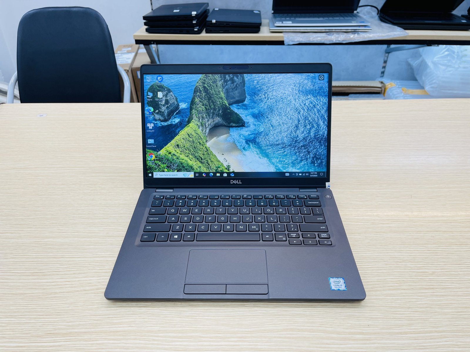 Dell Latitude 5300 – Core i5 8th Gen · 8GB RAM · 256GB SSD · Touchscreen - Image 2