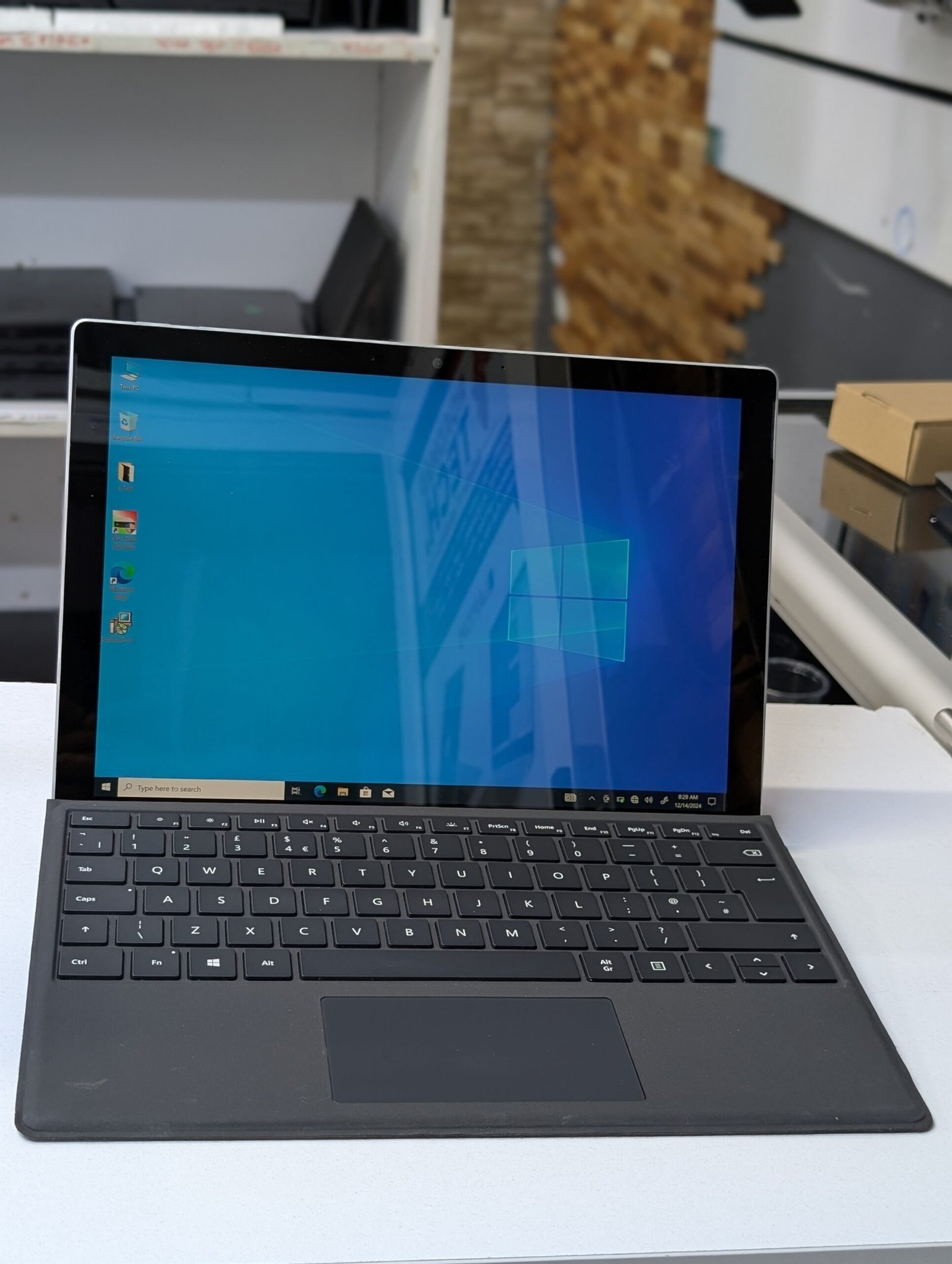 Microsoft Surface Pro 6 – Core i7 8th Gen | 8GB RAM | 256GB SSD |