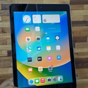 Apple iPad 5th Gen 128GB Wi-Fi  9.7" Retina Display A9 Chip0