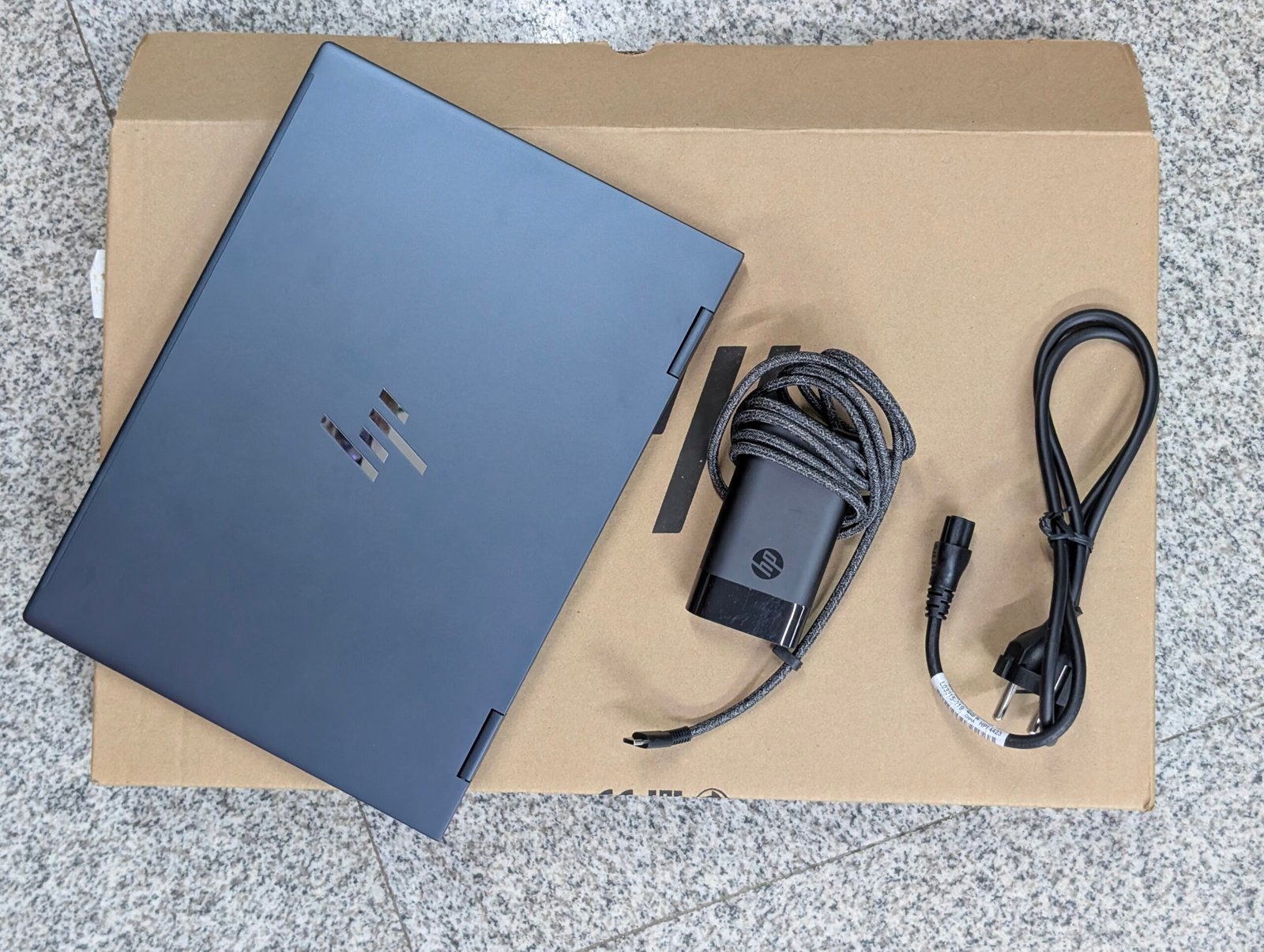 HP ENVY 15 x360 – Core i5 13th Gen | 16GB RAM | 512GB SSD | 15.6" FHD Touchscreen | Convertible Design - Image 3