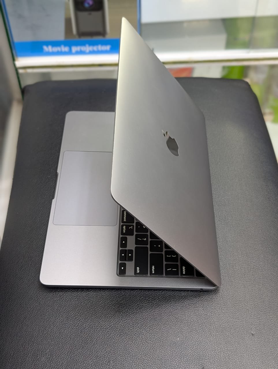 2020 Apple MacBook Pro with Apple M1 Chip (13 inch, 16GB RAM, 512GB SSD Storage) Space Gray